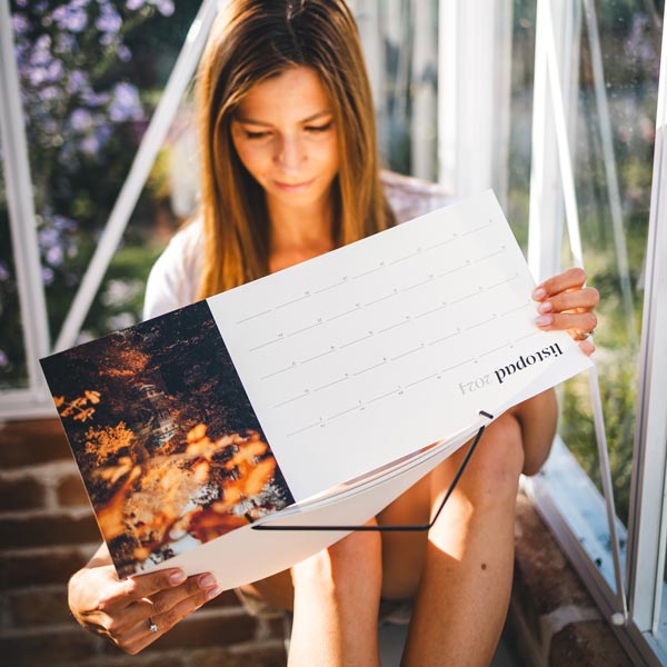 Moderní nástěnný fotokalendář 2026