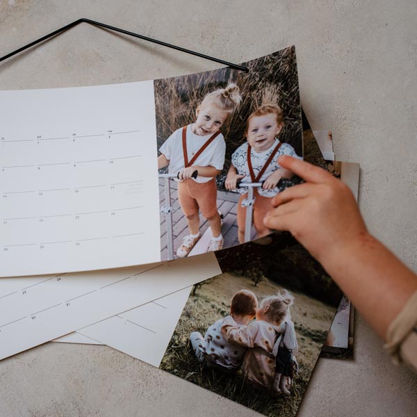 Moderní nástěnný fotokalendář 2026