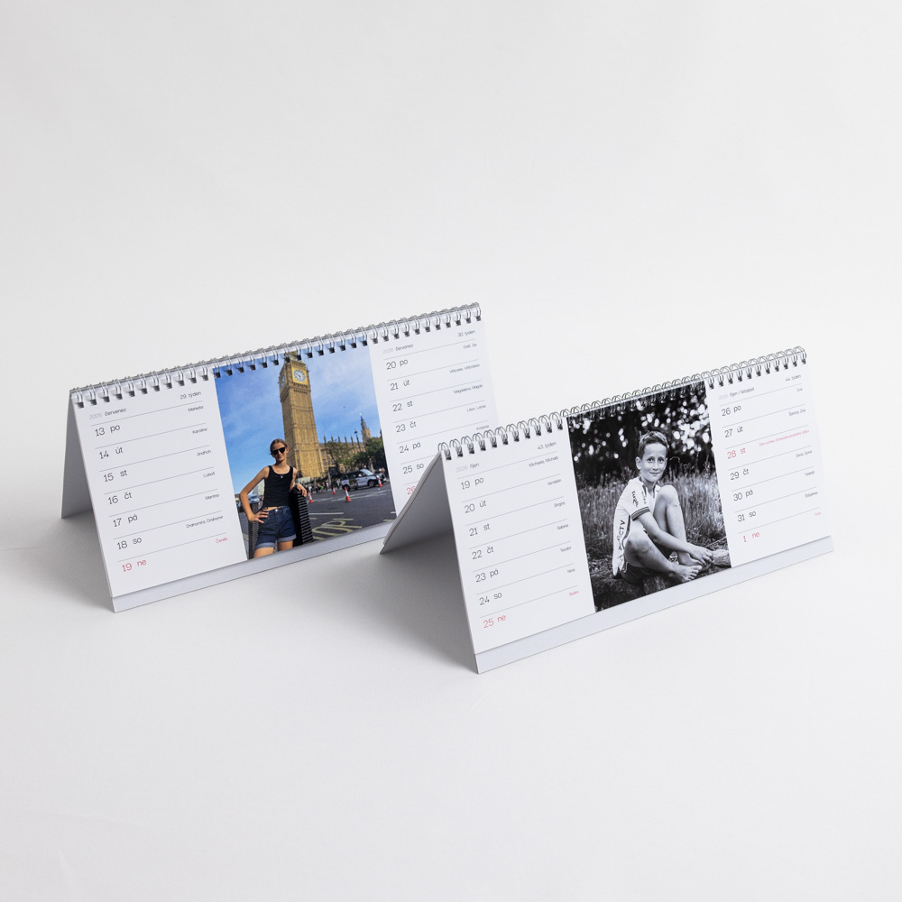 Stolní čtrnáctidenní fotokalendář 2026