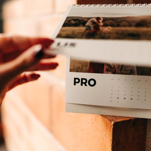 Stolní měsíční fotokalendář 2026