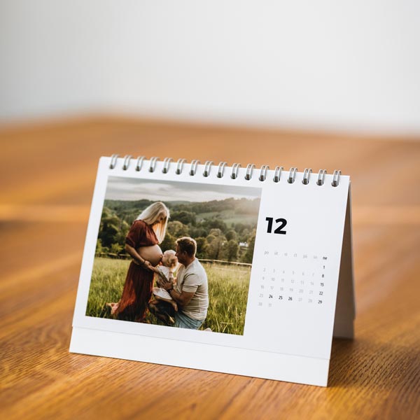 Stolní měsíční fotokalendář 2026