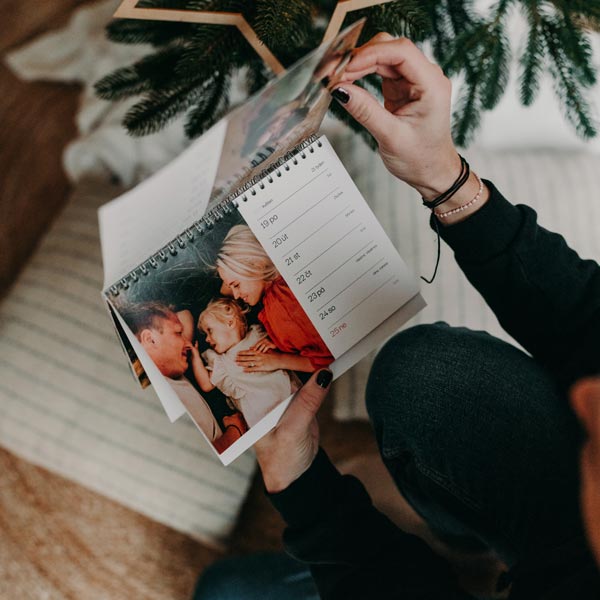 Stolní týdenní fotokalendář 2026