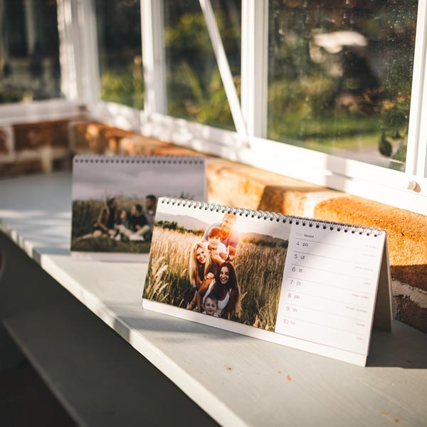 Stolní týdenní fotokalendář 2026